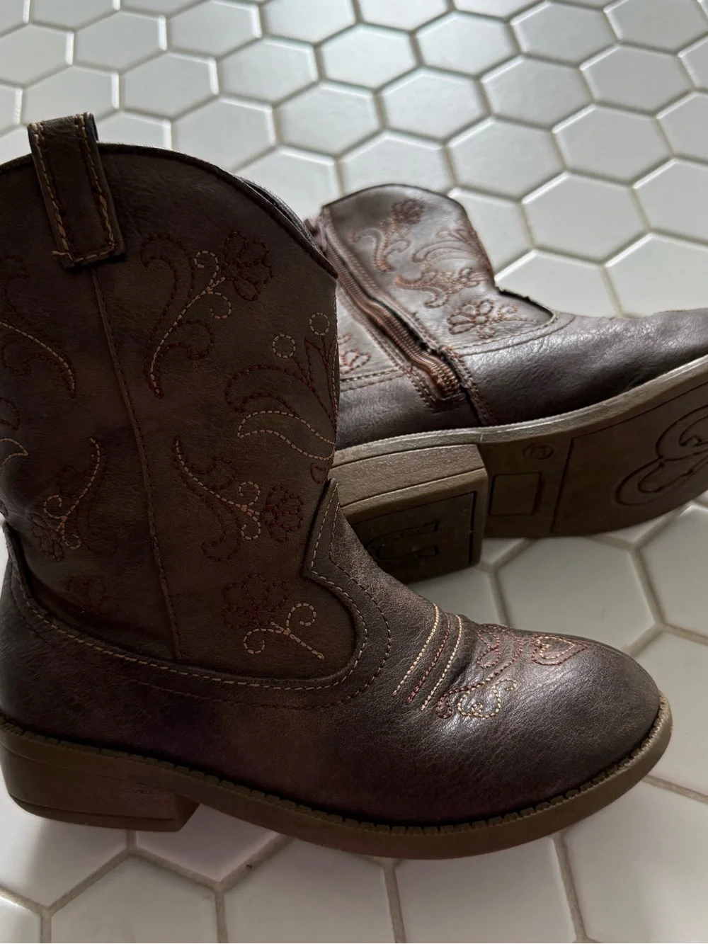 Ariat Kids Brown Western Embroidered Pull-On Boots